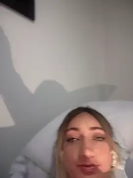 XXX chat uživo modela Ninabigtitied