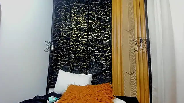 MiaCours live XXX chat