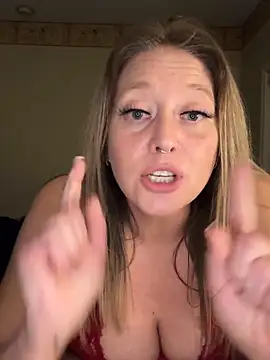 Онлайн чат XXX MissyLovelace