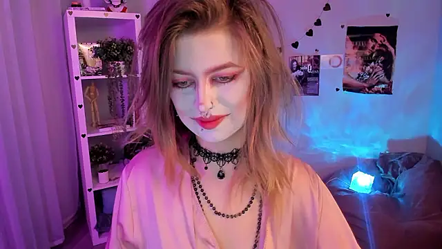 XXX chat uživo modela crazysound