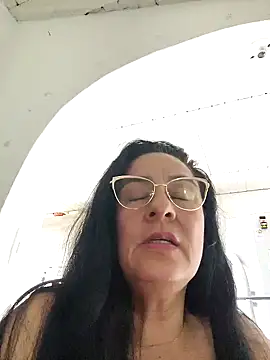 KiaraFoster Pertunjukan Webcam