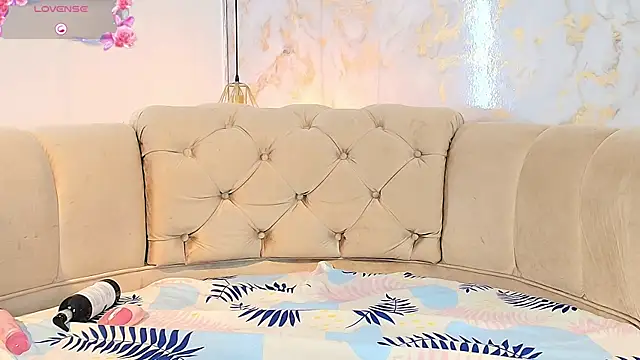 tifanibrown 即時 XXX 聊天