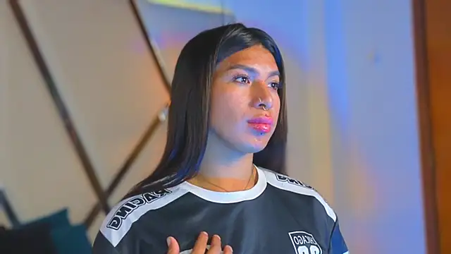 MeelFox Live XXX Chat