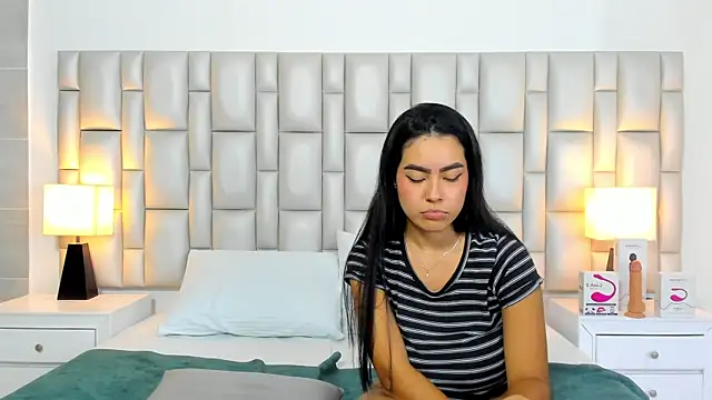 paola_katy_dicks Live XXX-Chat