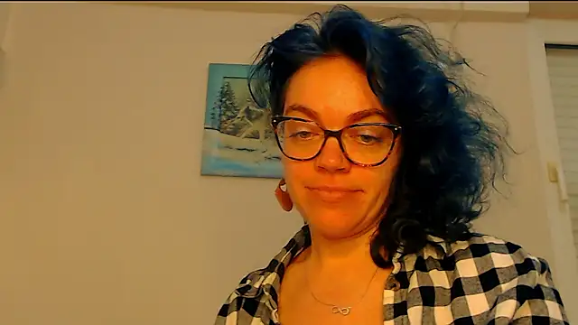 Ju-Hot Adlı Modelin Canlı XXX Sohbeti