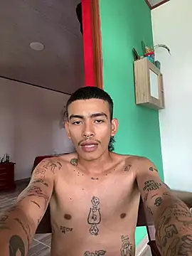 sorry-mom69: διαδικτυακό σόου στην κάμερα