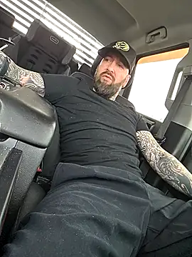 Beardedtattood 即時 XXX 聊天