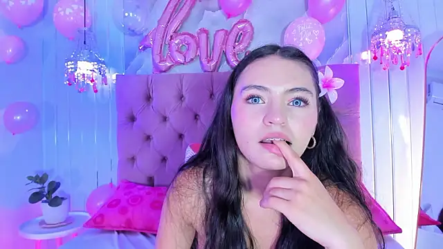 Gabby-Sweet Adlı Modelin Canlı XXX Sohbeti