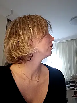 stellahere8 Adlı Modelin Web Kamerası Şovu