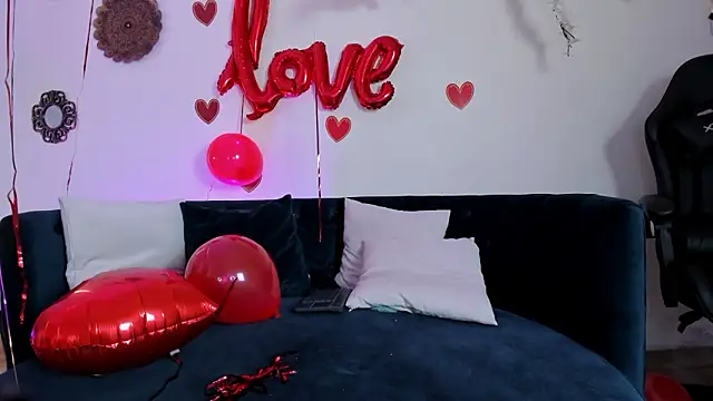 charlotte_mitchell_: онлайн-секс-чат