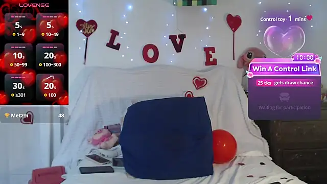 BiirdyDavis live XXX chat