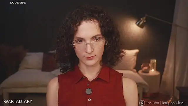 _arta_ Live XXX-Chat