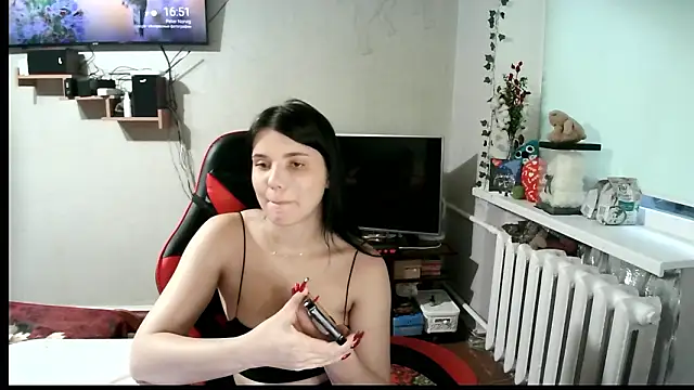 EllisKiss Adlı Modelin Canlı XXX Sohbeti