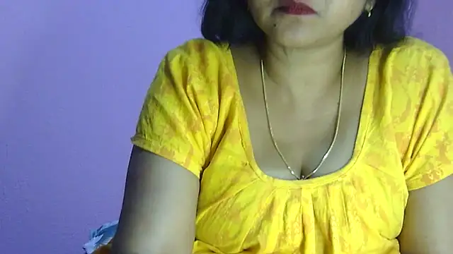 Pooja-suman Live XXX-chat