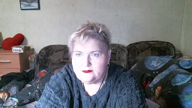 Lana555 Adlı Modelin Canlı XXX Sohbeti