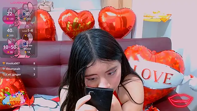 angelhotlatina18 Adlı Modelin Canlı XXX Sohbeti