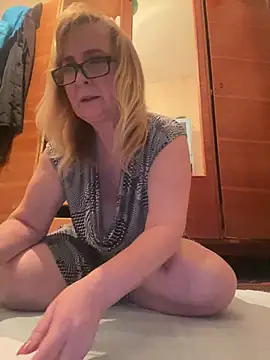 Irina2909@xhn Webbikameraesitys