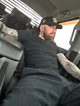 Beardedtattood Chat XXX in diretta