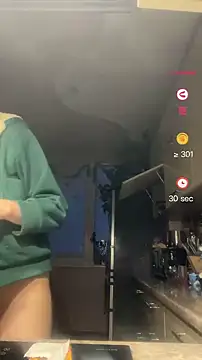 Chatroom XXX en direct de Flossy_Vettie