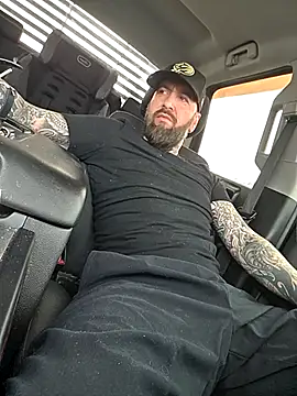 Beardedtattood 라이브 XXX 채팅