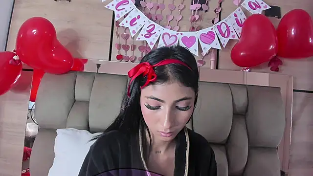 Chatroom XXX en direct de karol_lewiss