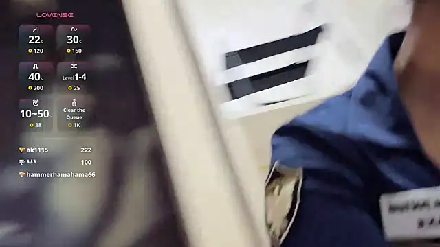 yueyue2003 在線直播表演