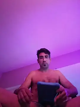 _Ramone666 Adlı Modelin Canlı XXX Sohbeti