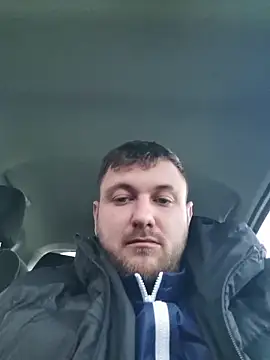 hugedickedd: онлайн-секс-чат