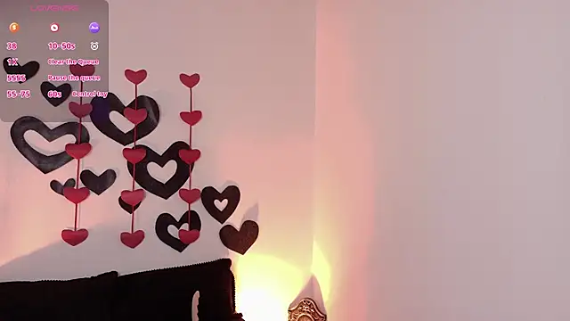 Yunnaa-Subb's Live XXX Chat