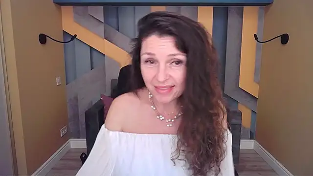 Chat XXX en directo de EllaLong