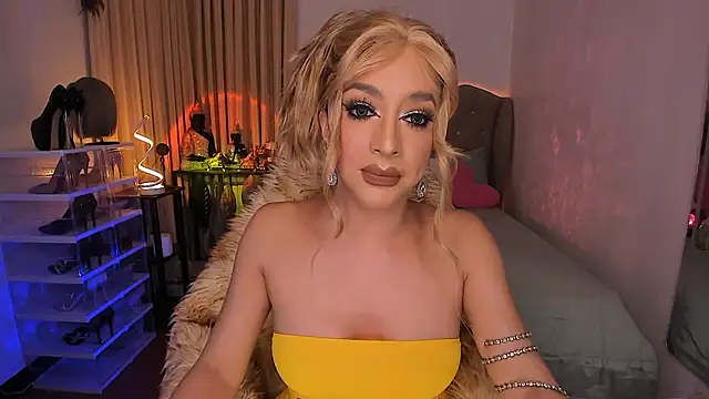 GoddessTransContessa Pertunjukan Webcam