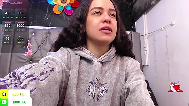 LAILAGUMMY – Naživo XXX chat