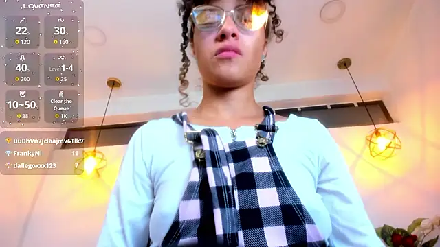 Hanna_Cornee_ élő XXX-chatje