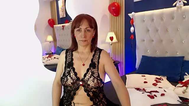 GloryShine élő XXX-chatje