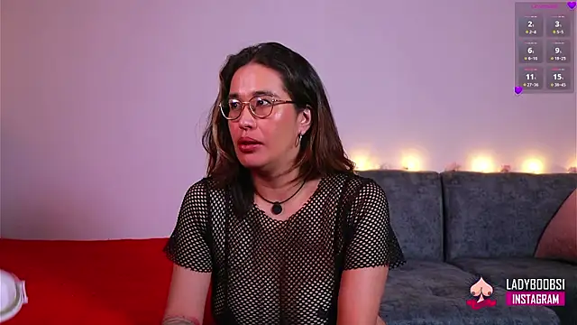 kathieandpovcock1 Live XXX Chat