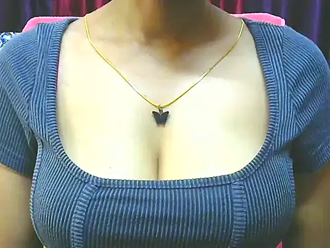 Chat XXX ao vivo de ishmita99