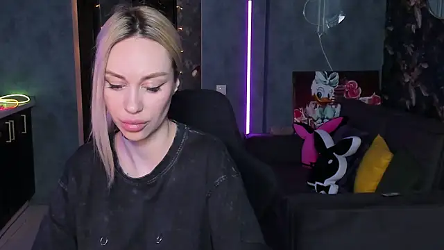 Blckmirrorr live XXX chat