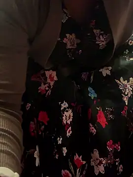 Chat +18 de Ishikaranaa ao vivo