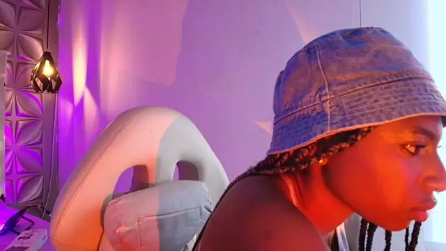 Chat XXX en directo de Queen_perla_