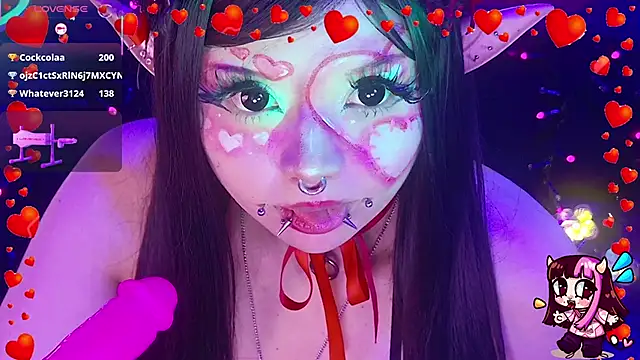 LaytonBox live XXX chat