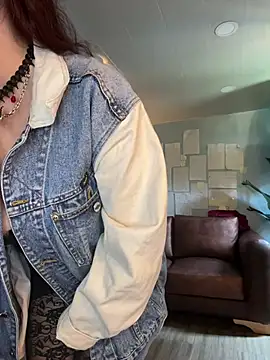 CanneelaのライブXXXチャット