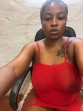 NaughtyNancy01 Show in webcam