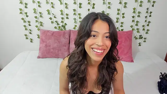 Show webcam de emily_jonessxx