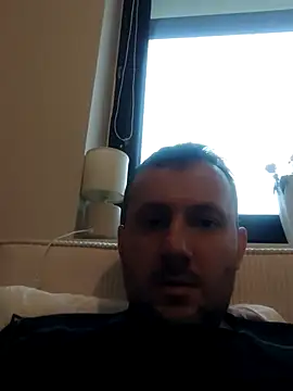 defaktor – Live XXX-chat