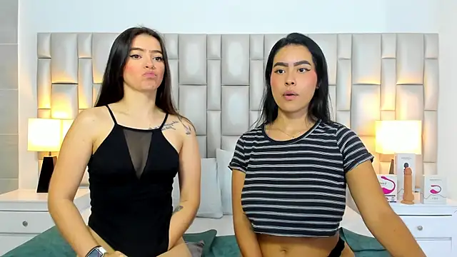 paola_katy_dicks: απευθείας συνομιλία ΧΧΧ