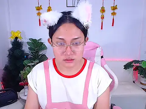 plysaithailandのライブXXXチャット