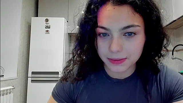 Chat +18 de Dianasi ao vivo