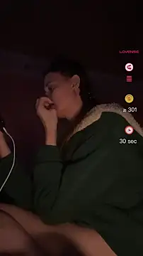 Flossy_Vettie Adlı Modelin Canlı XXX Sohbeti