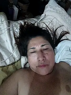 Chatroom XXX en direct de PatriciaGrajales