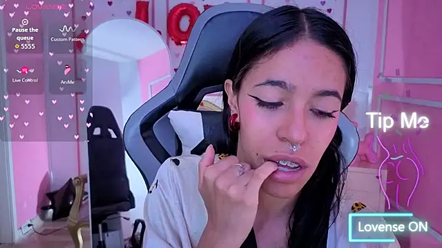 دردشة stephania_t الجنسية المباشرة